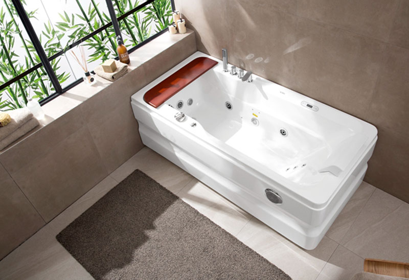 Bathtubs can be a focal point in your bathroom