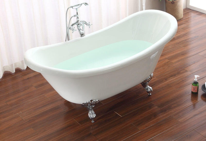 What are the advantages of Clawfoot Bathtubs over other bathtubs?